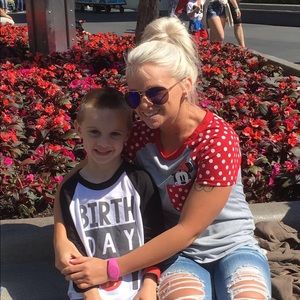 Meet your Posher, Taylor